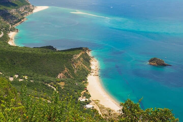 Arrábida Private Day Trip from Lisbon with Winery Visit