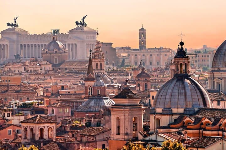 Discover Rome Highlights in 4 hours 