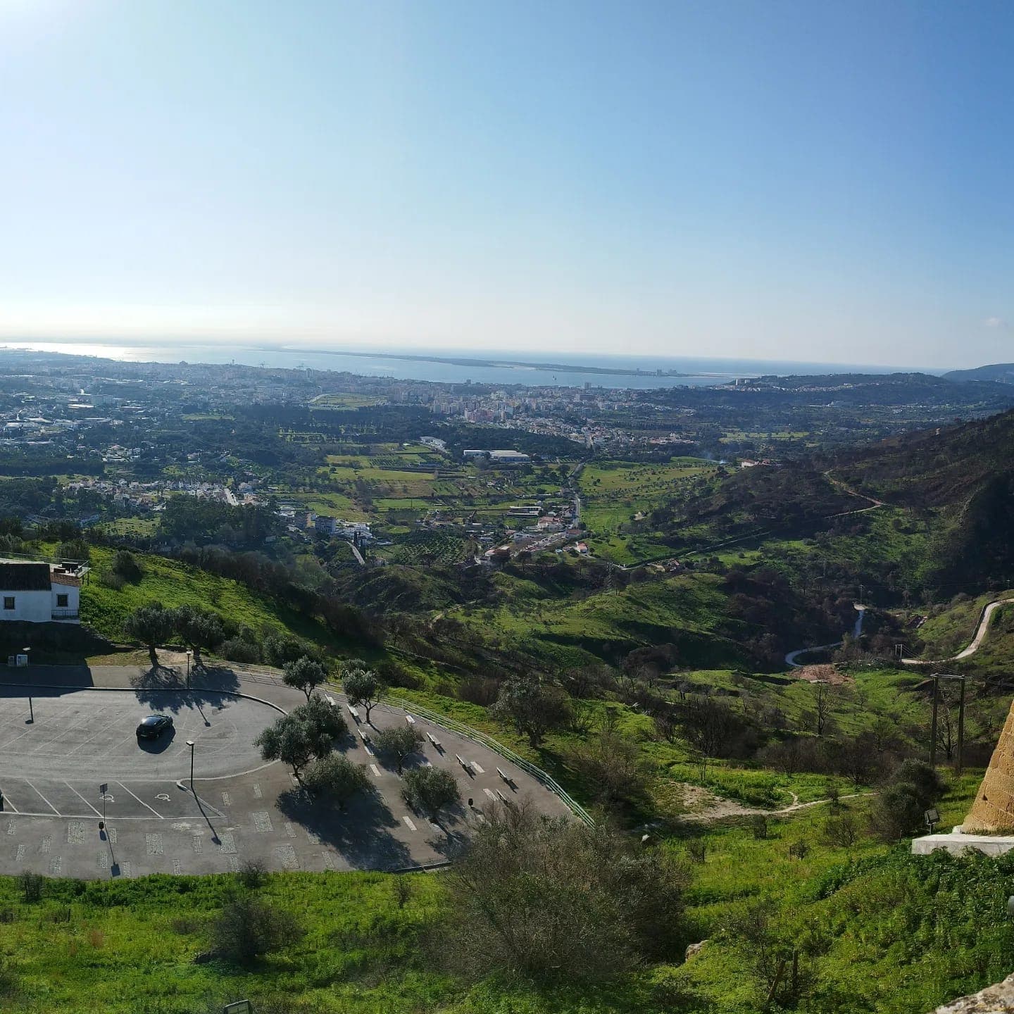 South Lisbon: Private Wine Tour with Tile Class – Setúbal, Palmela & Sesimbra