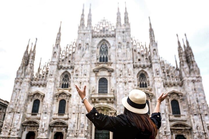 Rome to Milan by Rail: Private Day Tour – Art, History & Style 