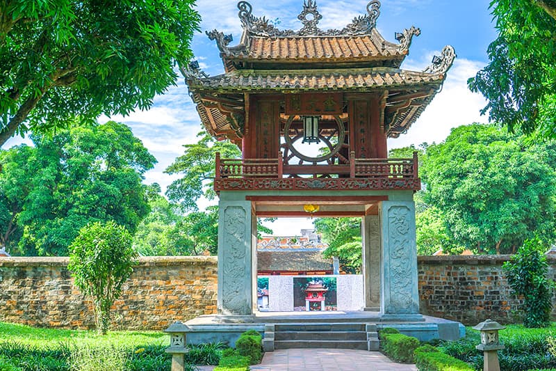 Private Saigon and Hanoi: Tastes of Vietnam 7 Days 3 star Accommodation