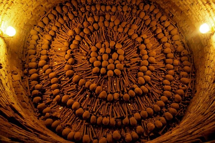 Historic Downtown, Miraflores & Catacombs Private Tour