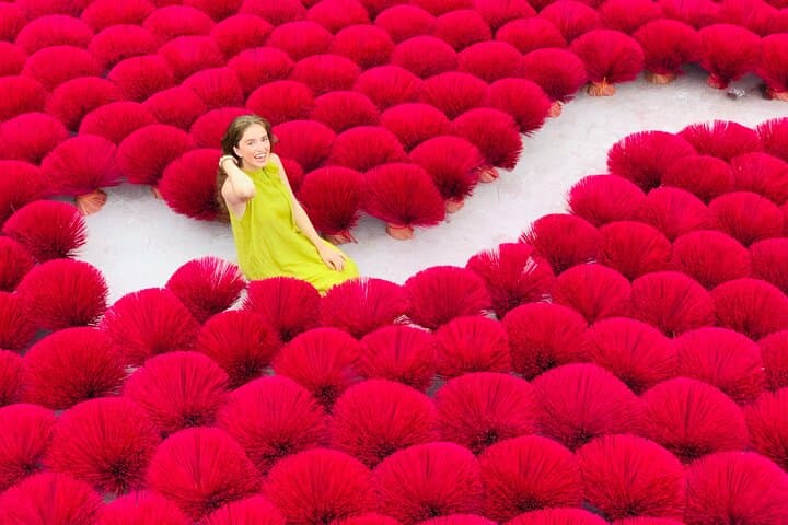 Hanoi Incense Village And Hat-Making And Lacquer Art Tour