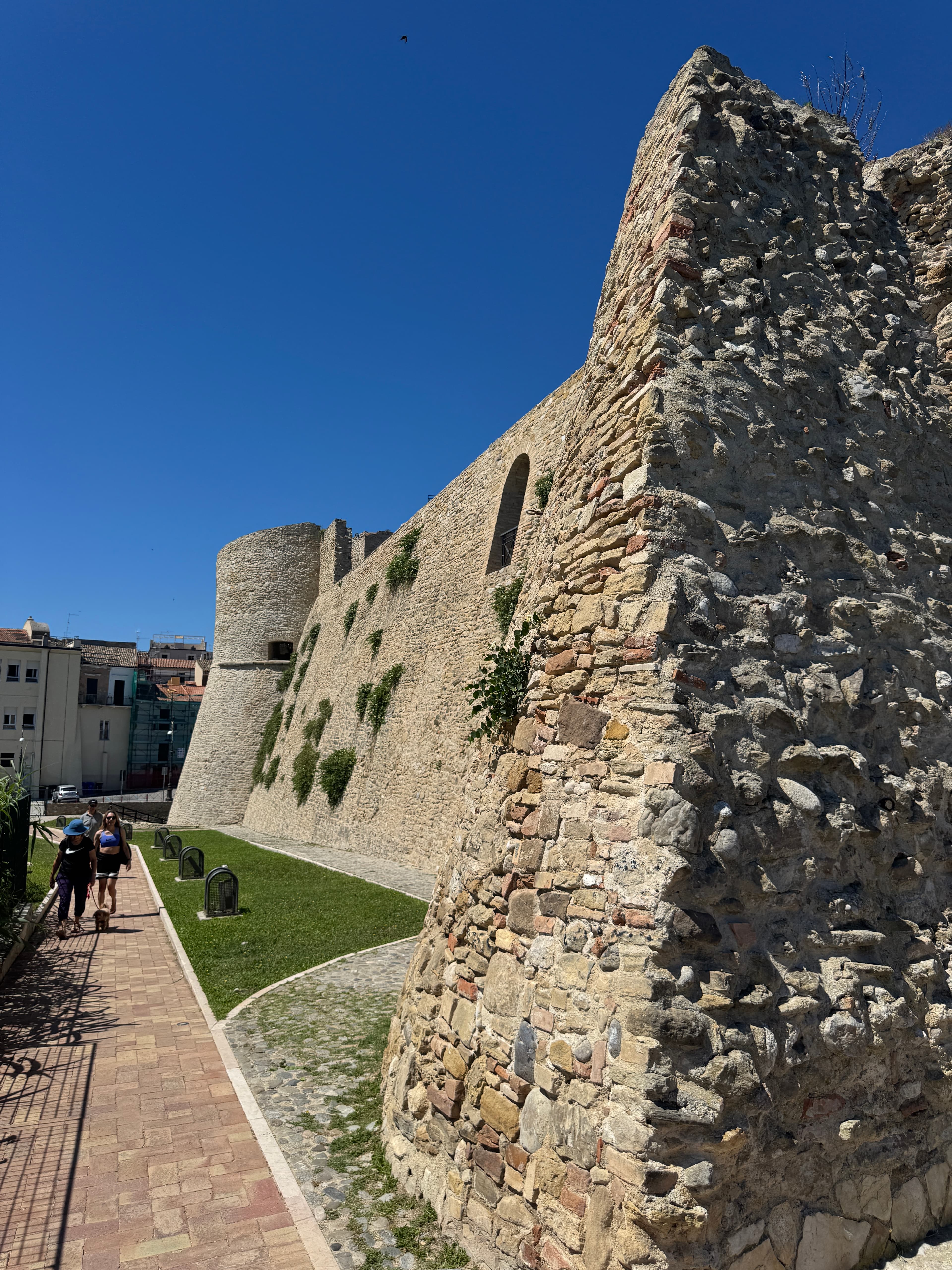 Discover Ortona with borGO