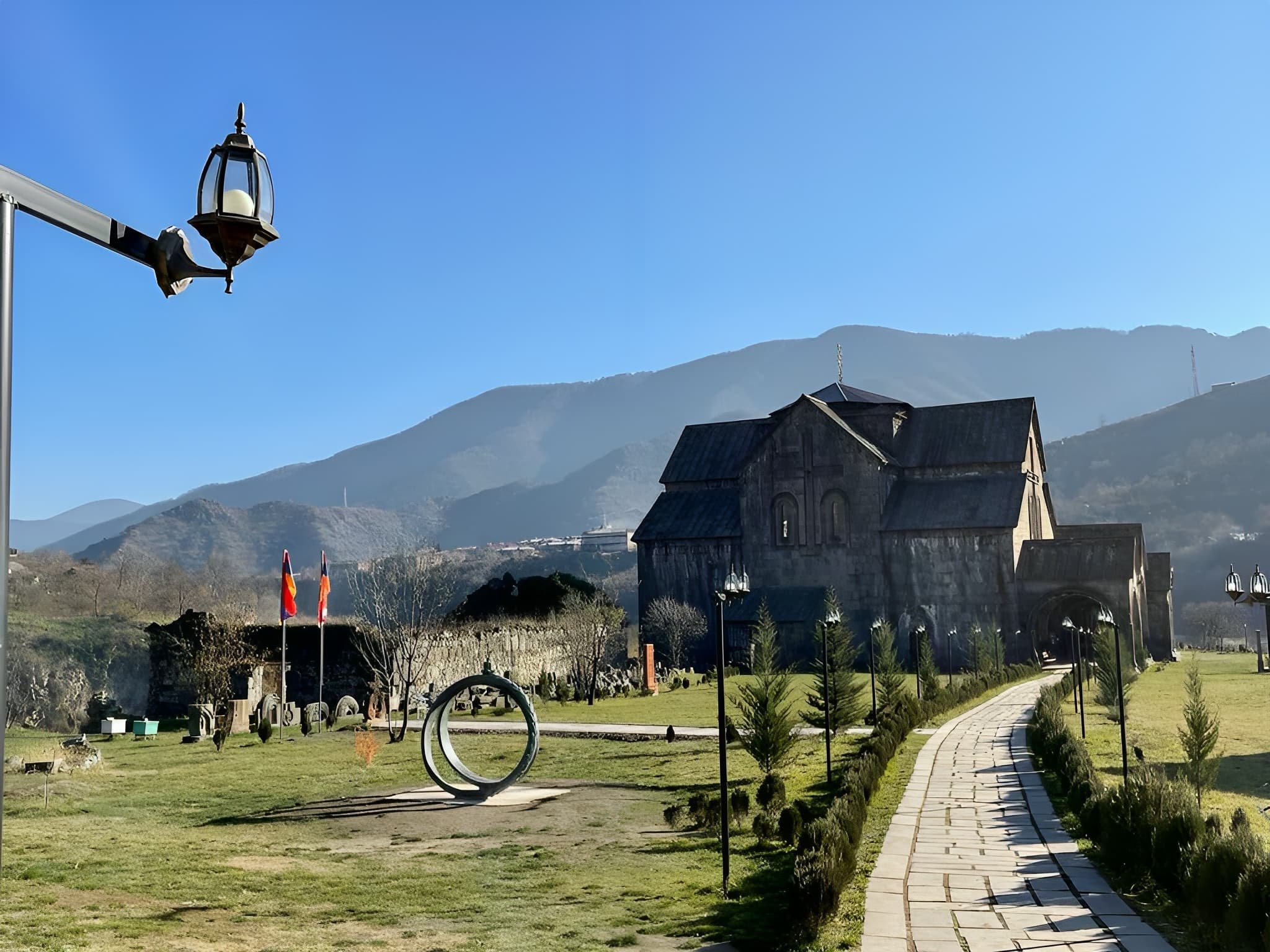 En-linking Caucasus (T-Y)