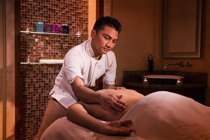 Unwind and Dine at Atlantis