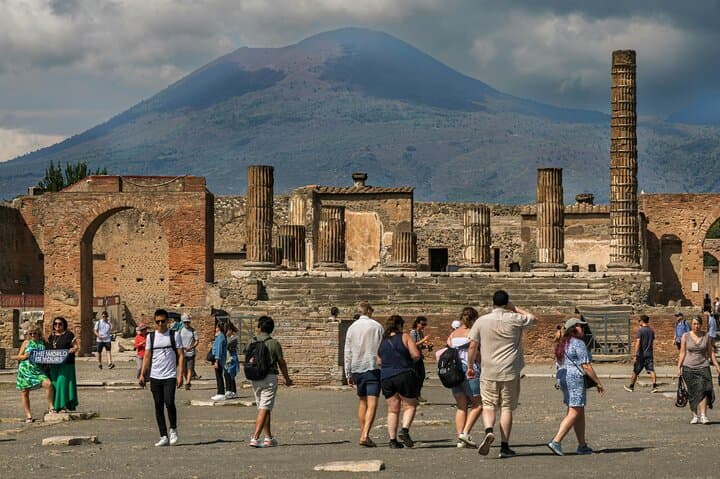 Guided Tour of Pompeii: Explore Roman History from Sorrento