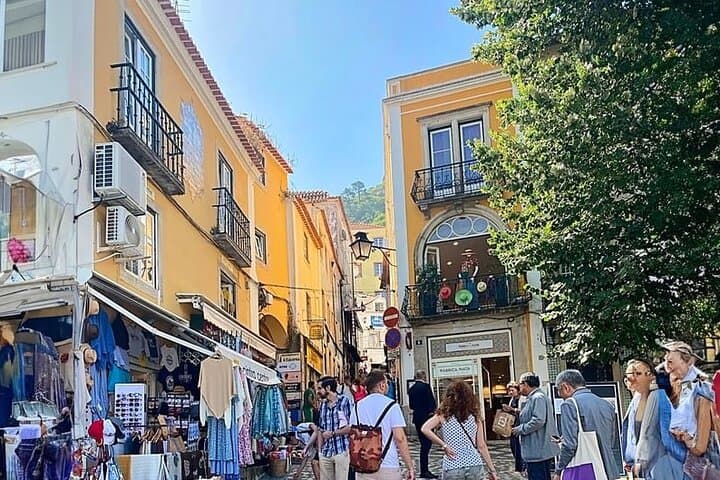 8km Adventure Hike in Sintra