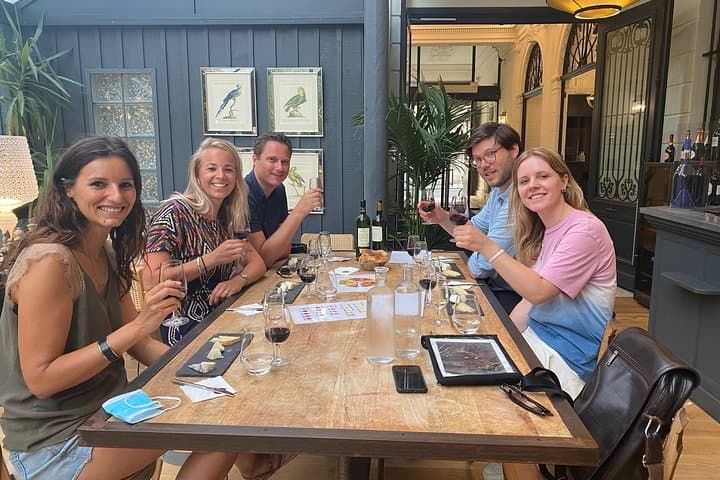 Small Group: Bordeaux Wine History Tour with Wine & Cheese Tasting