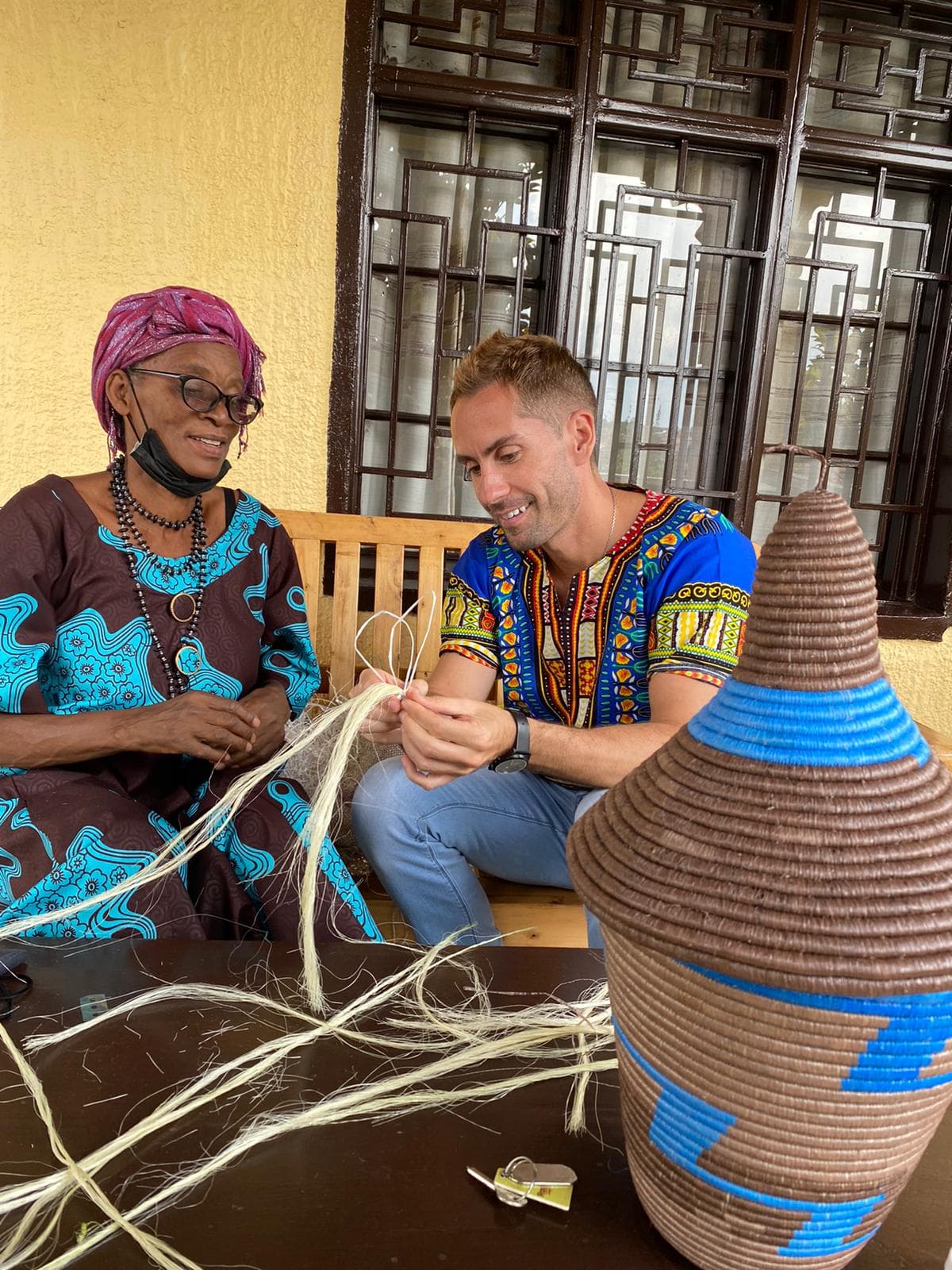 Kigali City Tour + Handmade bags & Basket Weaving Class