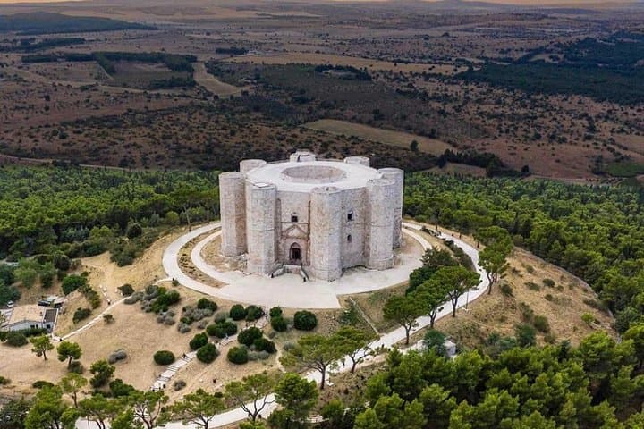 Half-Day Trip to Castel del Monte from Bari