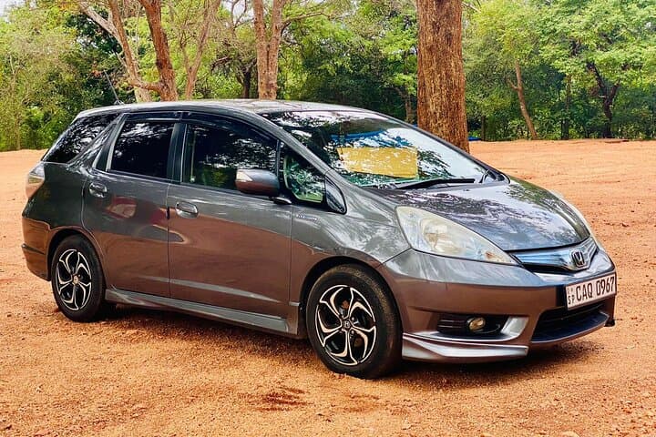 Airport Taxi Transfers from Colombo Airport to Weligama Bay