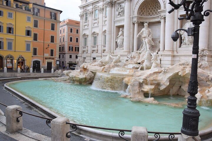 Heyday Rome Private Tour: 7,5 hours w/Deluxe Car Guide & Lunch!