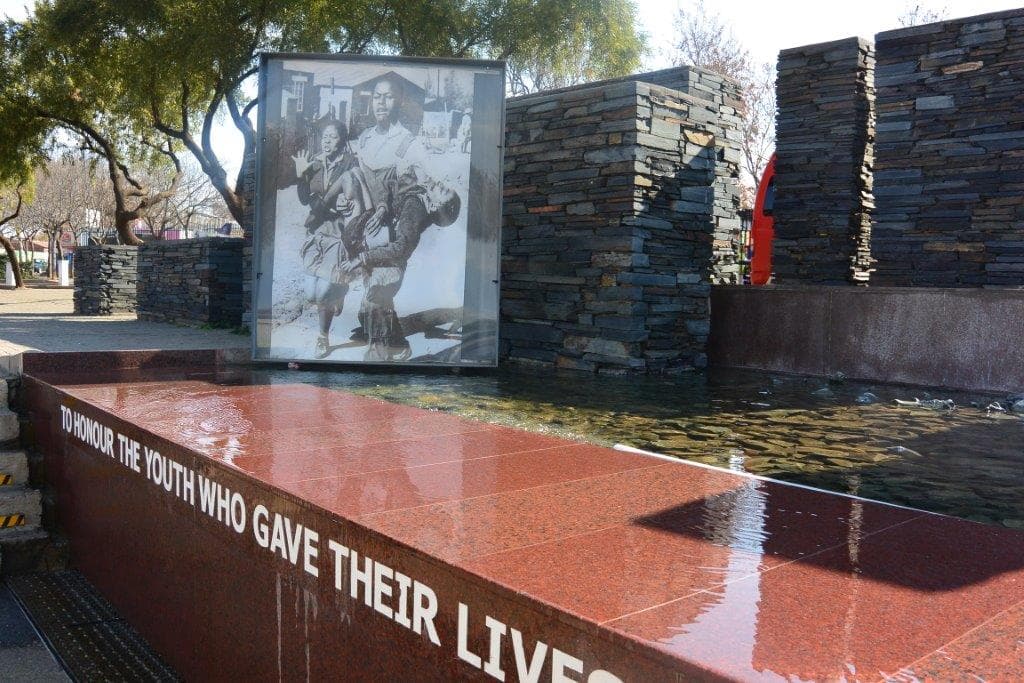 The Best Of Johannesburg Private Tours In 2 Days-Soweto-Apartheid Museum-Cradle of Human Kind