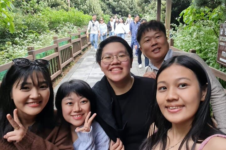 Private romantic Jeju Island tour for couples only