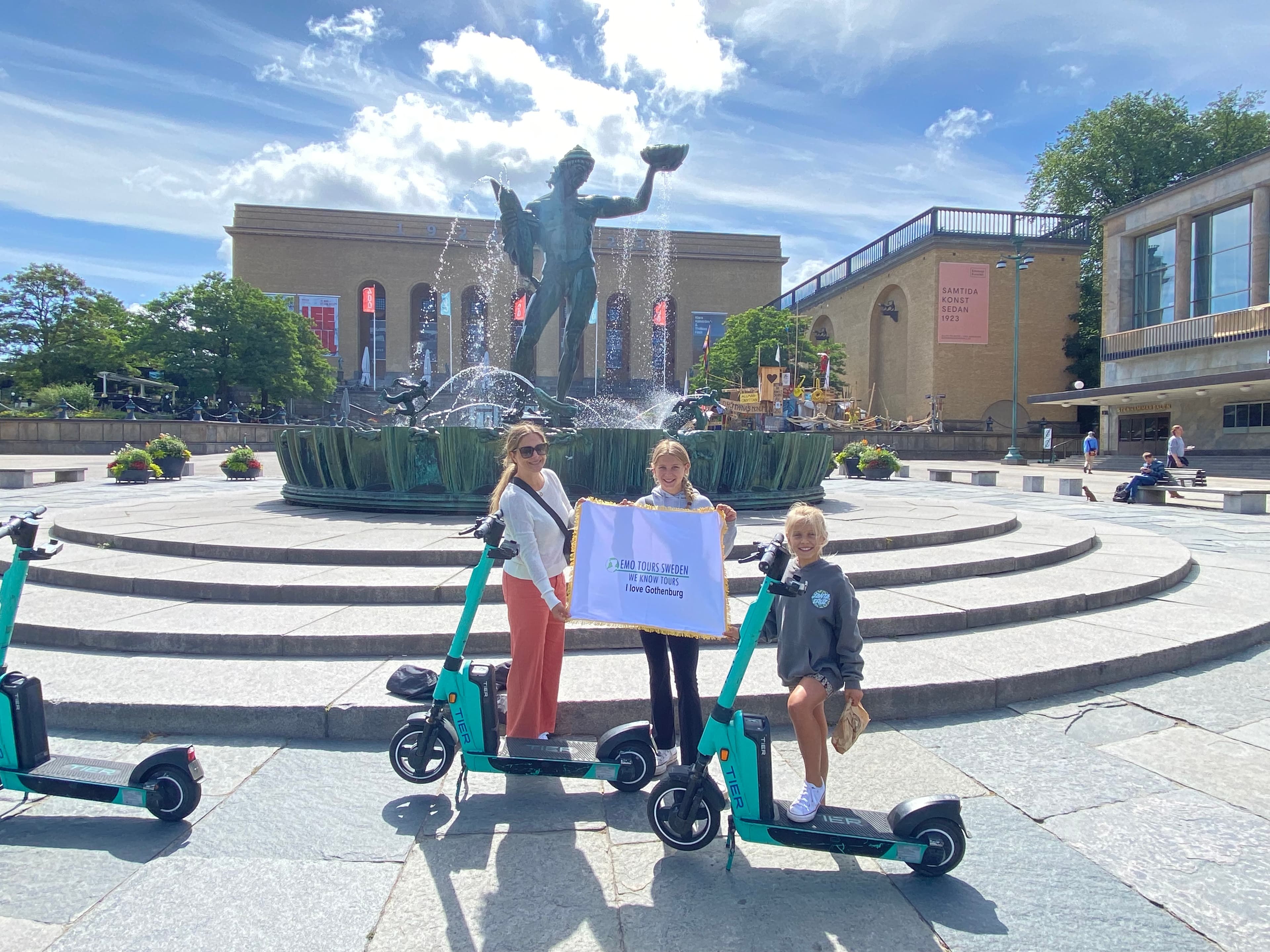 Private Scooter Tour in Gothenburg with Pickup