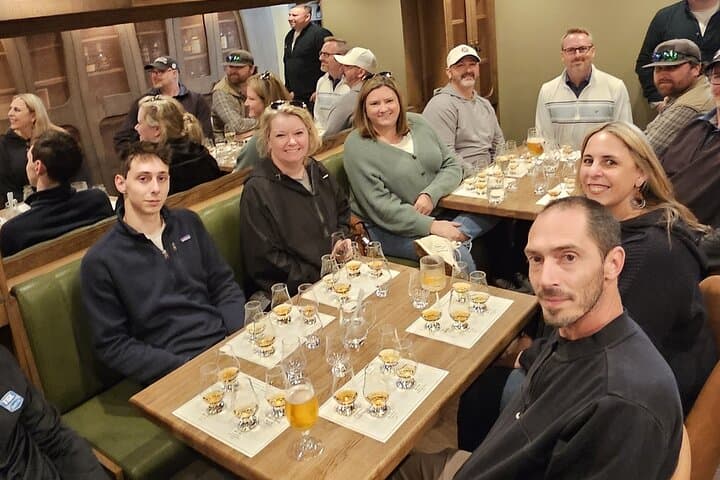 Edinburgh Whisky Tasting and History on the Royal Mile