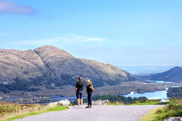 Explore the Ring of Kerry & Skellig Ring in Style — Private Luxury Tour from Killarney