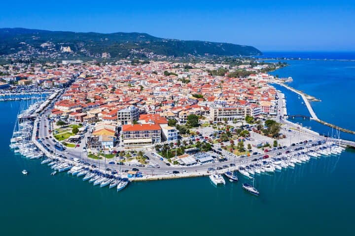 Private Transfer from Lefkada & Preveza to Athens