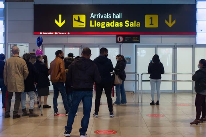 Private Transfer Madrid Barajas Airport to Madrid