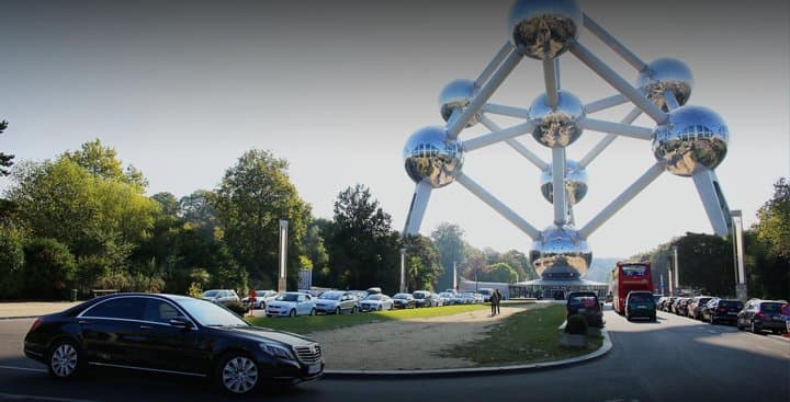 Private Arrival Transfer from Brussels Airport to Bruges with Business car