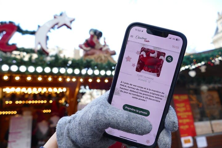 Unusual track game on Christmas markets in Marseille