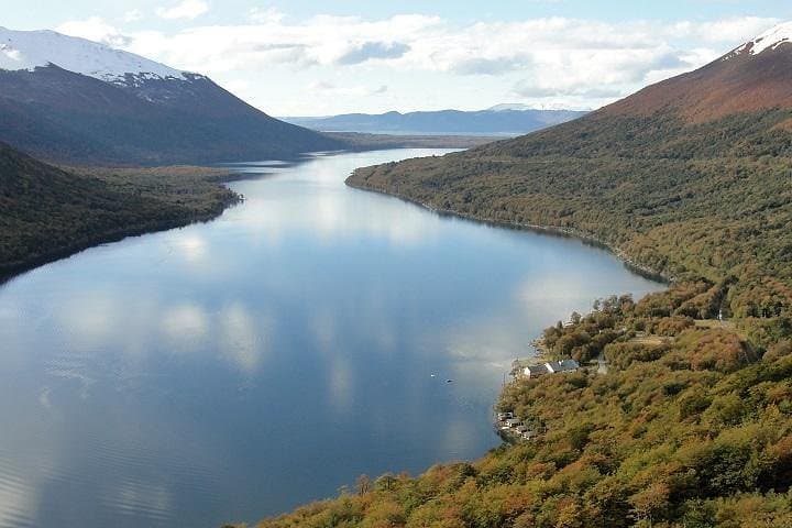 7-Hour Lakes Escondido & Fagnano - USHUAIA (Shared tour)