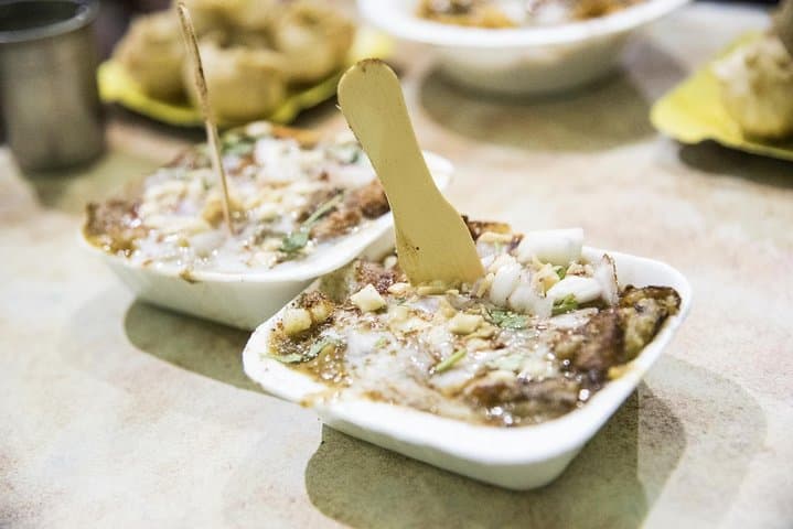 Flavors of Old Delhi: A Guided Food Tour with Meal and Transport