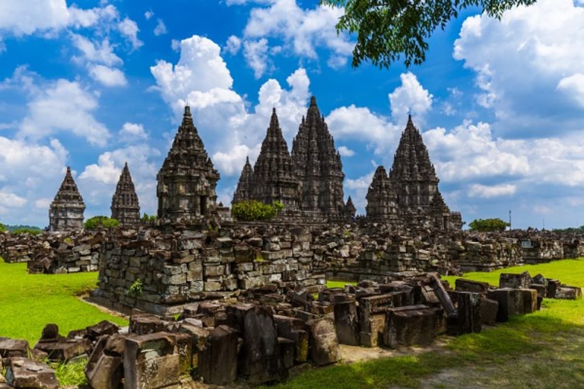Borobudur Temple ,Chicken Church ,Prambanan  & Taman Sari Full Day Private Tour