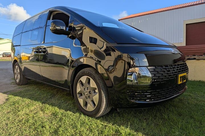 3 Hours Private Royal Highlight Tour in St. Kitts