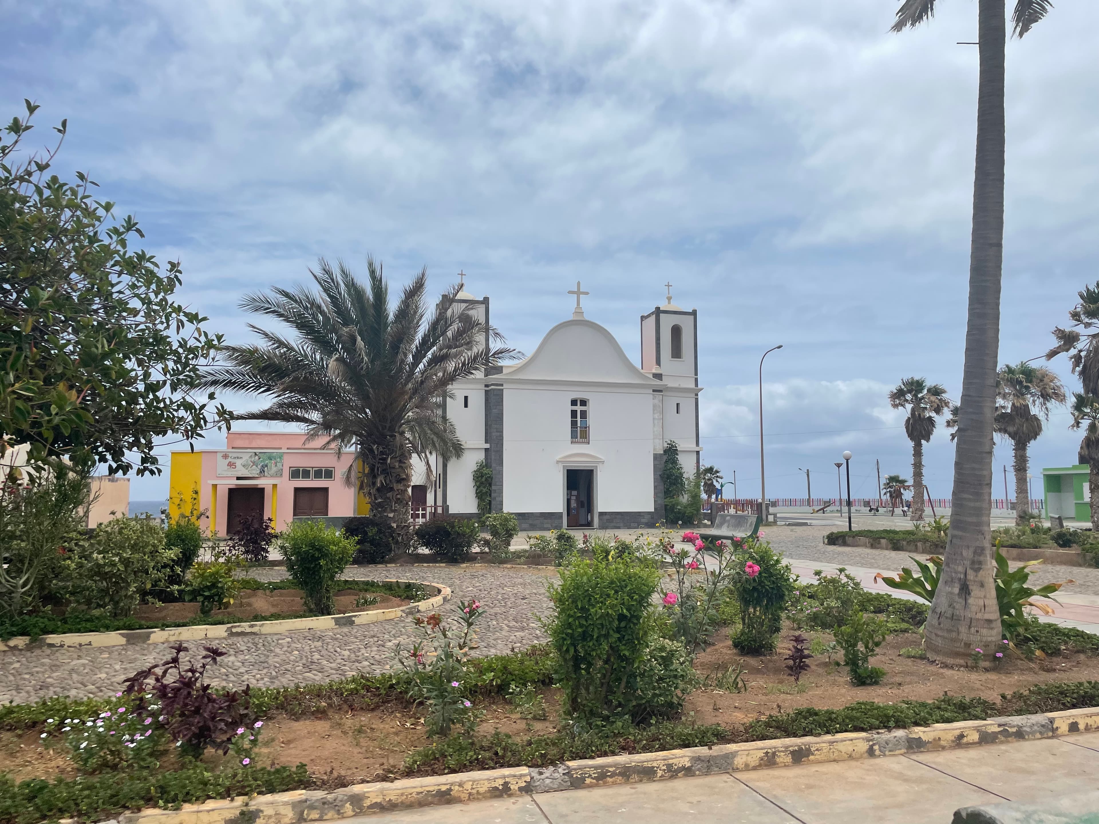 Santo Antão Day Trip by Car – Explore Island Highlights