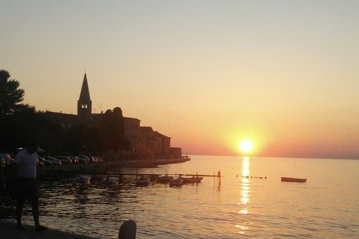 Discover Porec Old Town with Wine and Food Tasting
