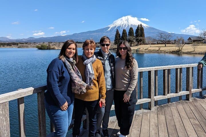 Mt.Fuji area Tour from Shimizu Port / Van Taxi