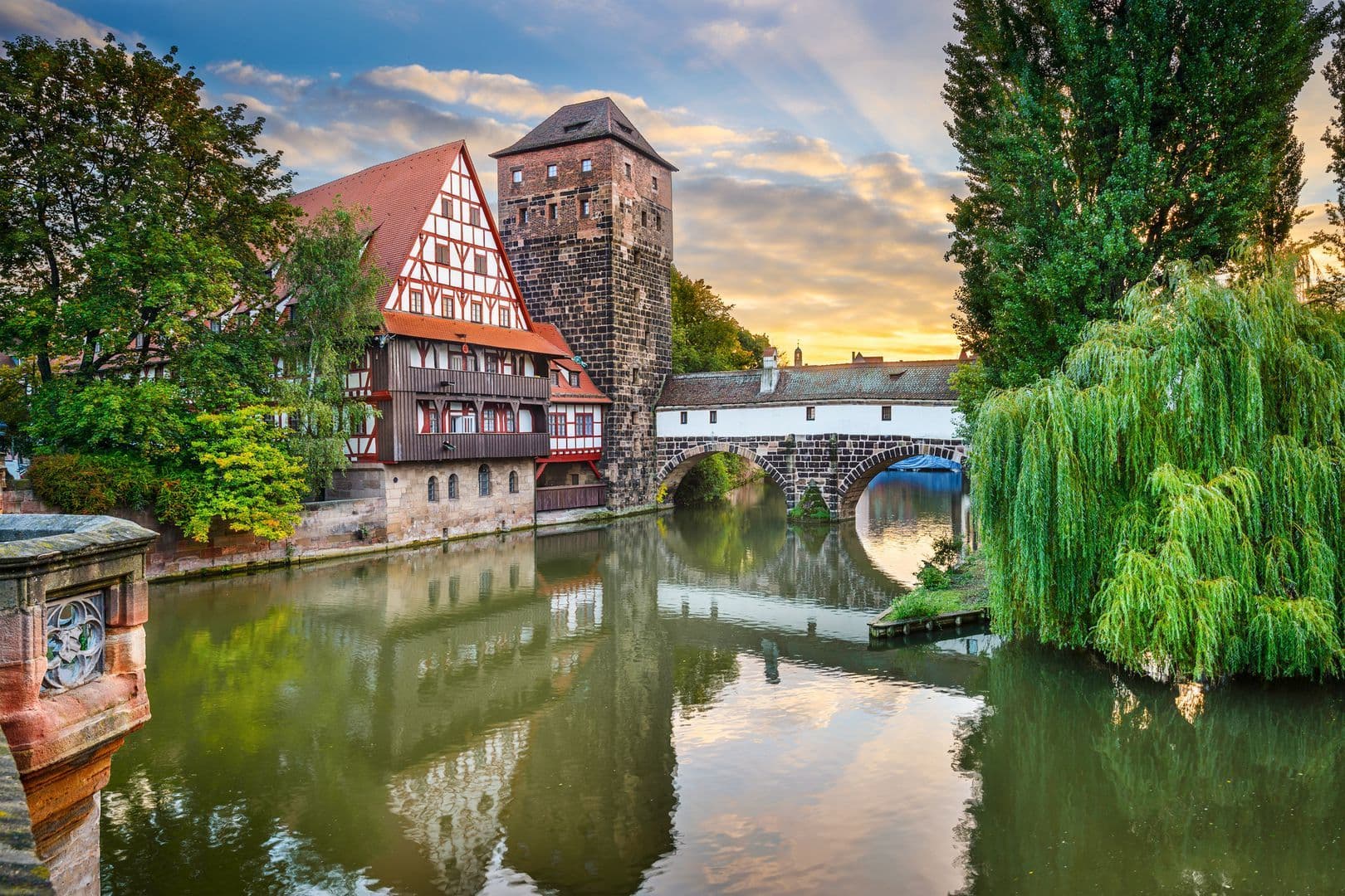 A Walking Audio Tour in Nuremberg: History, Local Cuisine, and Legends