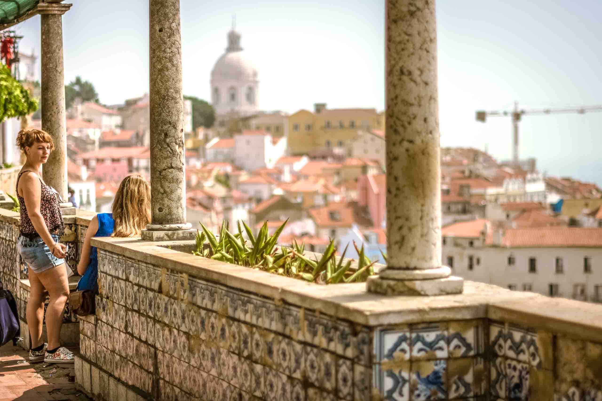 Lisbon Private Photo Walk: Alfama Photography Experience