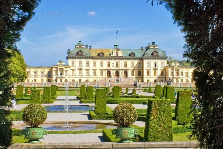Drottningholm Palace Private Guided Tour 