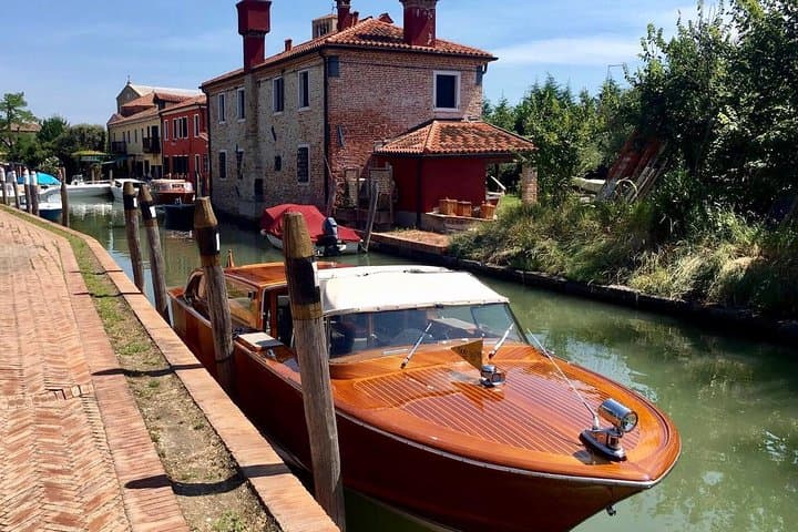 The Mahogany Boat Full Day Experience