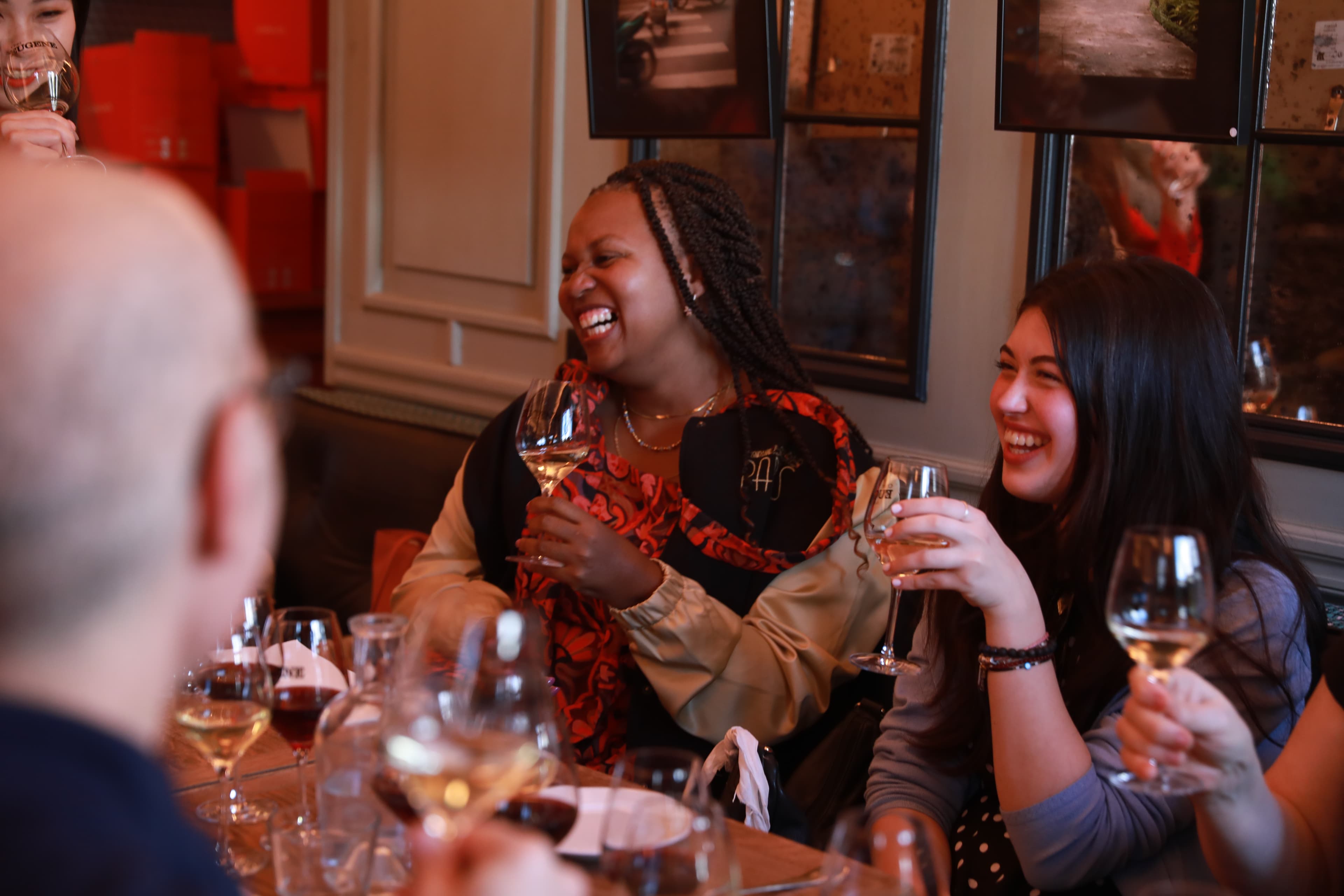 Private French Wine Tasting with a Certified Wine Expert in Montmartre