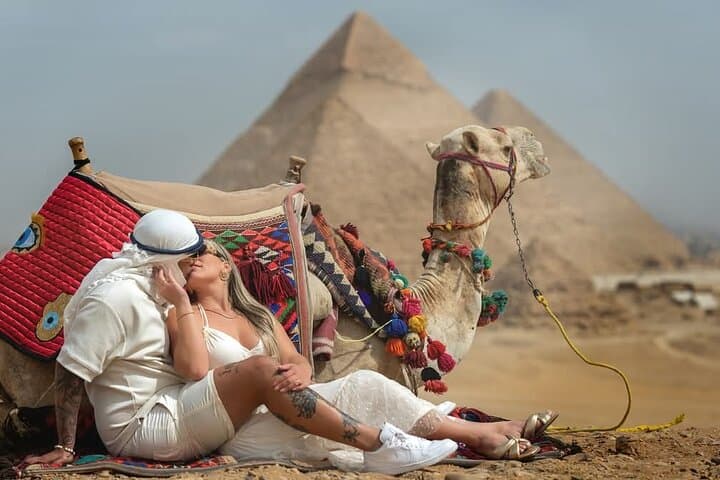 Full-Day Tour: Pyramids of Giza, Sakkara, Memphis with pickup