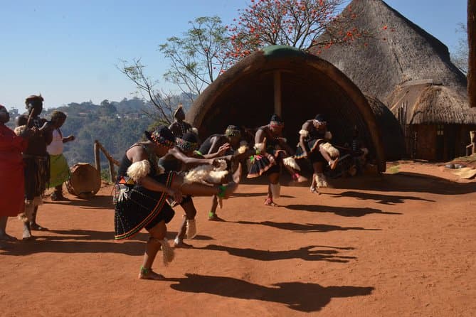 Phezulu Cultural Village & Reptile Park Day Tour 