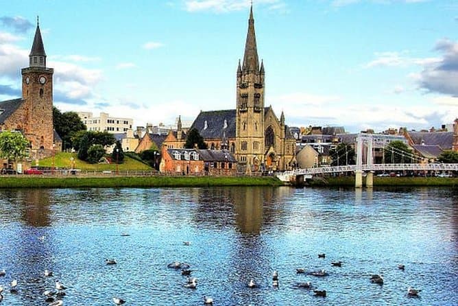 LN+INV-ES Inverness, loch Ness and Urquhart castle - Spanish Tour Guide