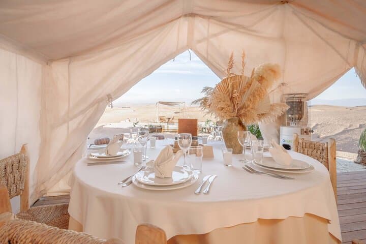 Agafay Desert Luxury Private Lunch with 4x4 Transfer