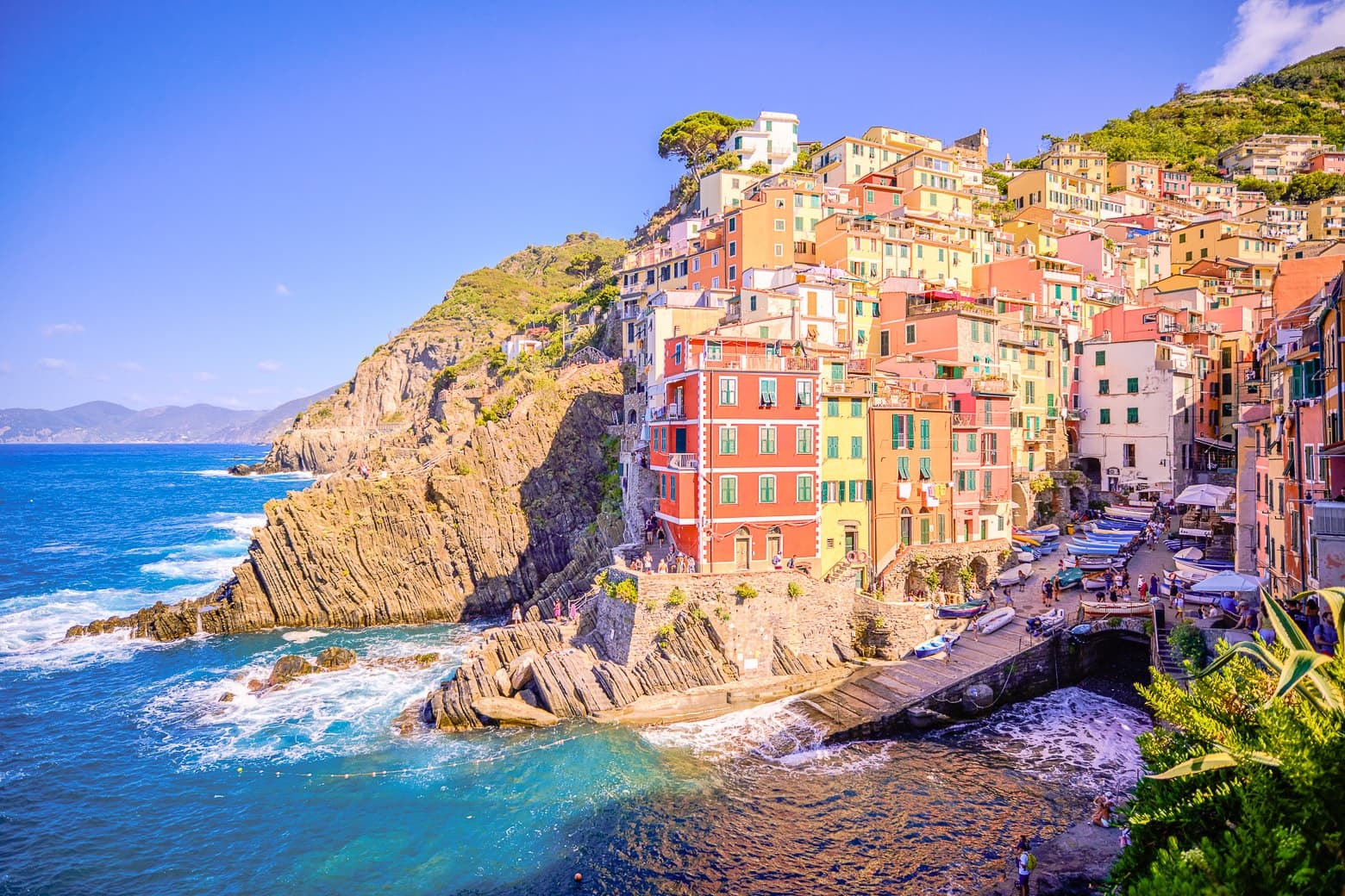 Full Day Excursion to Cinque Terre National Park with Optional Street Food Lunch