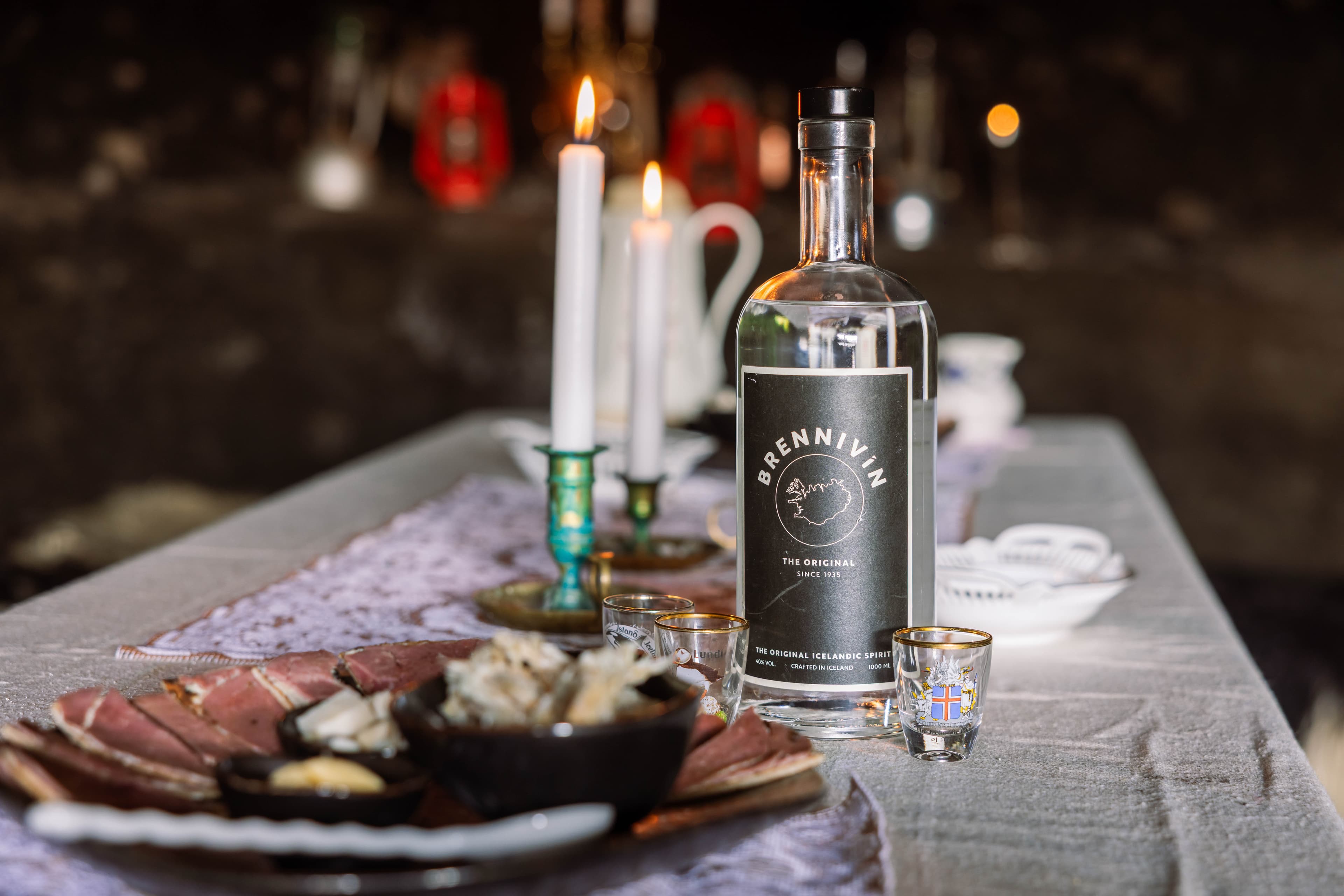 Private Cave Tour with Icelandic Food Tasting