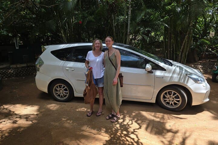 Colombo City Sightseeing Tour by Car