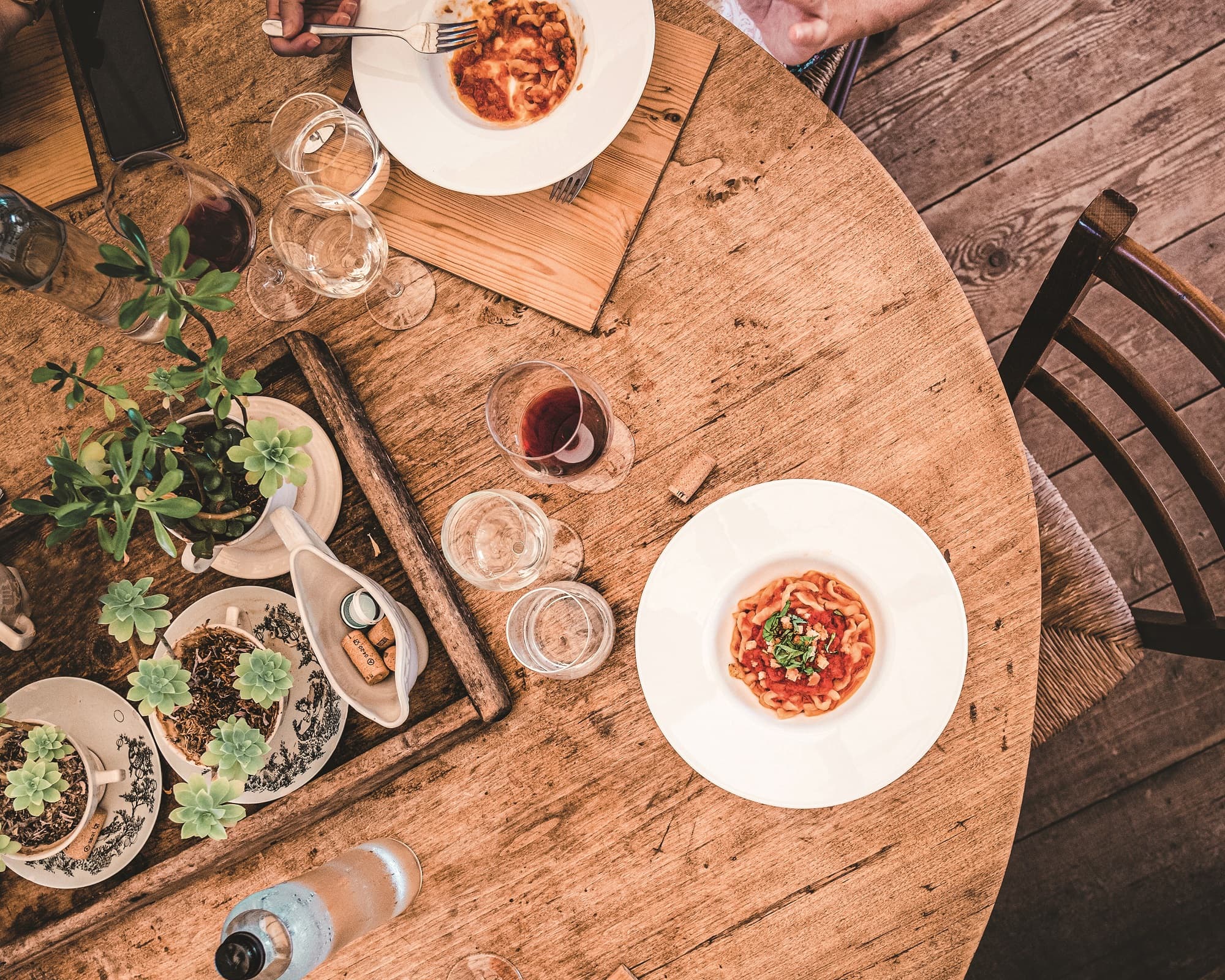 Lunch in the cellar with the Vino Nobile di Montepulciano