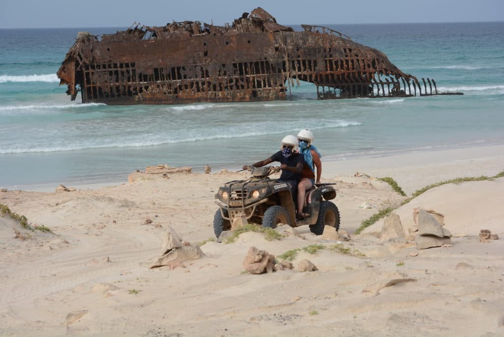 Boa Vista Island: 2-hour Quad Adventure to Cabo Santa Maria Shipwreck (Single Quad)
