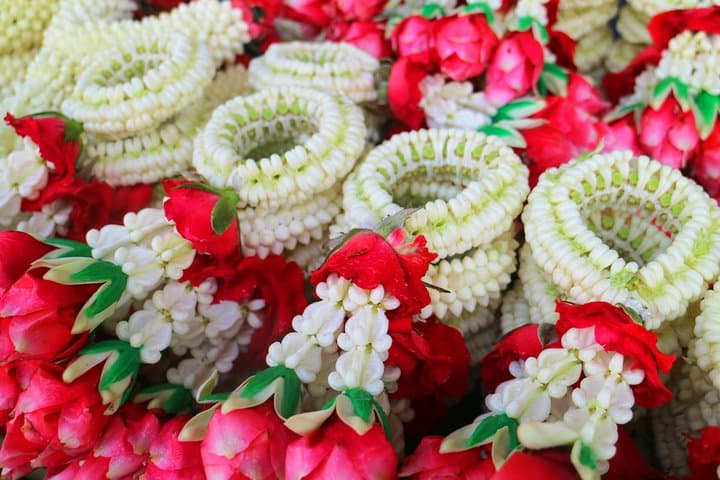 Bangkok Flower Market & Thai Floral Art Workshop (Social Impact Private Tour +AR) FOR CIVITATIS