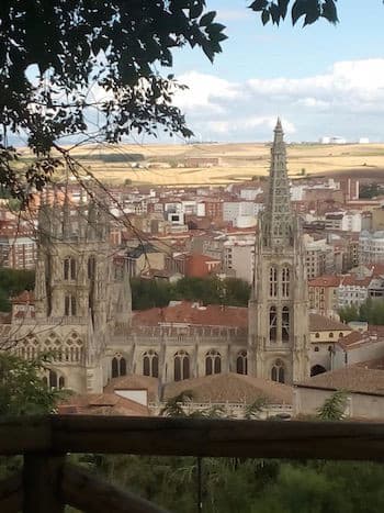 Madrid to Bilbao Private Driver Service with Stop in Burgos