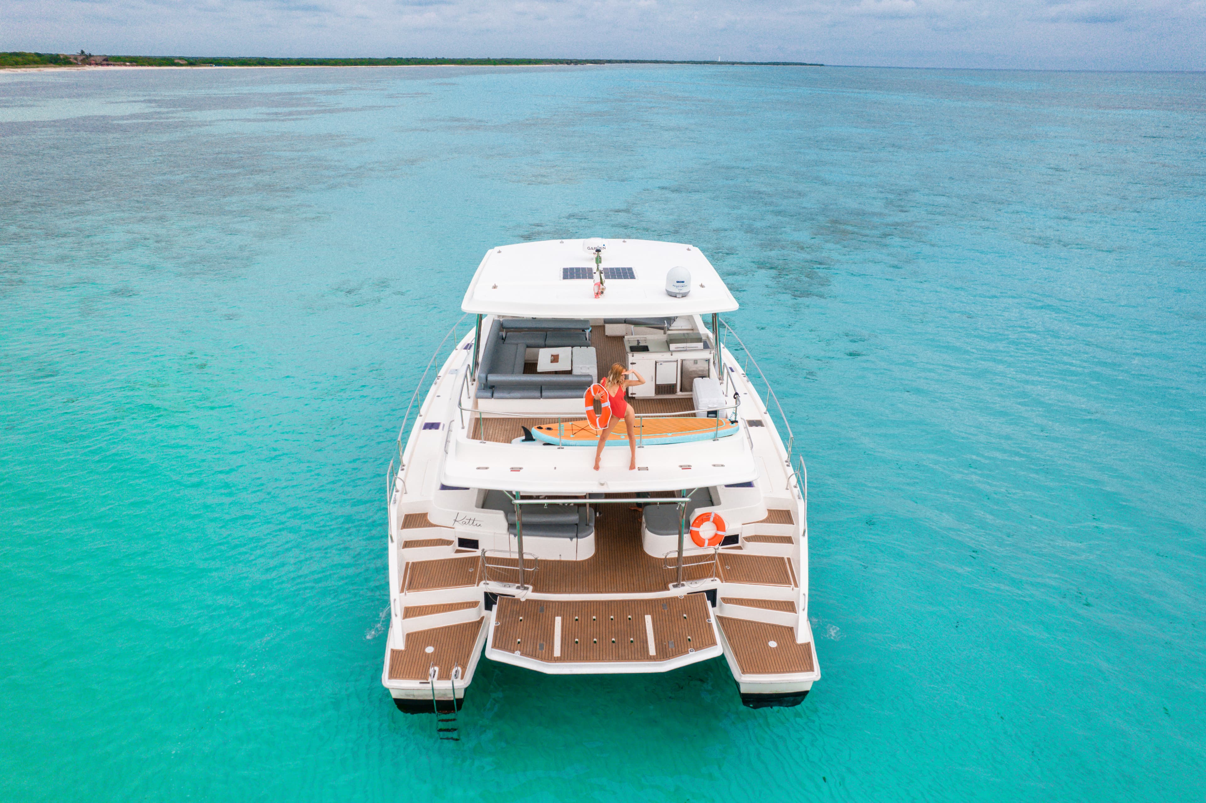 Cozumel Luxury 4H Yacht Experience – 51’ Leopard